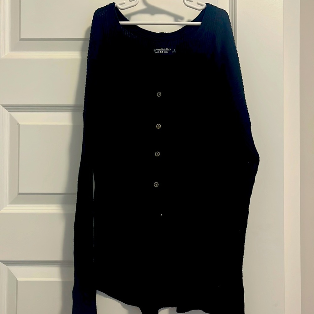 Abercrombie & Fitch soft cozy black knit top